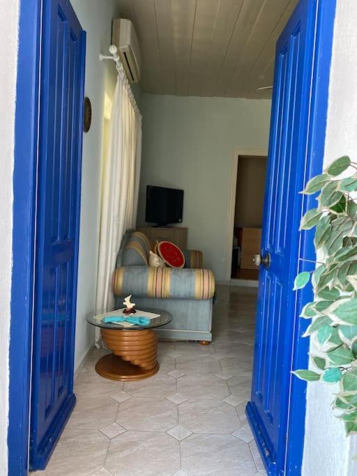 The House Of Grandma Zinios Βίλα Ioulis Εξωτερικό φωτογραφία